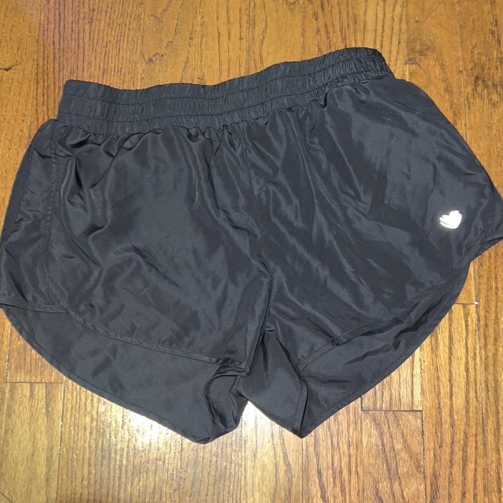 Comfy athletic shorts from Forever21 but a Lulu dupe!